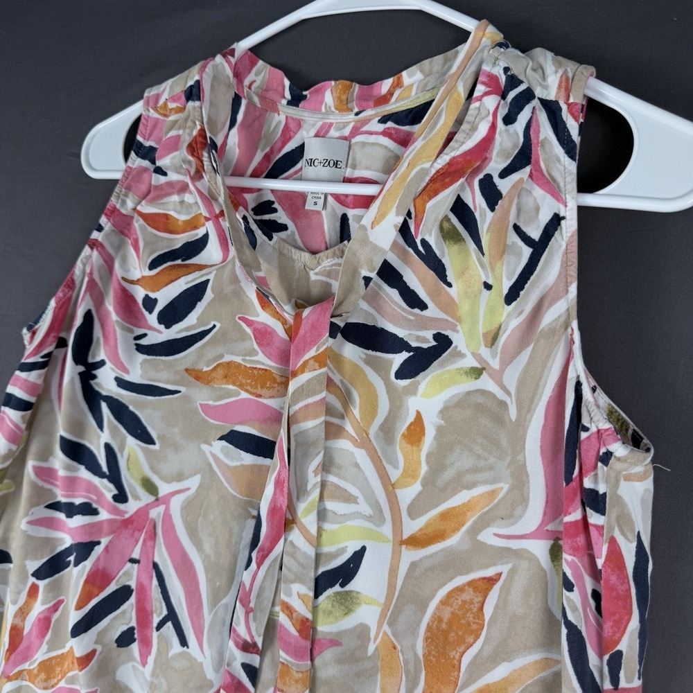 Nic+Zoe Multicolor Floral Knit Rayon Stretch V-Neck Tie Top S Sleeveless